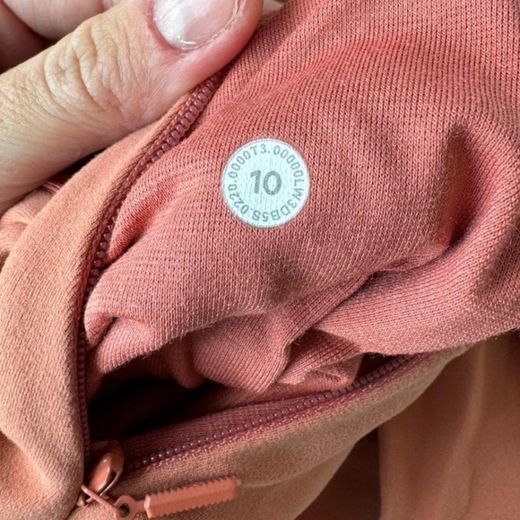RARE Lululemon Asymmetrical Full Zip Jacket NWOT - Picture 5 of 5